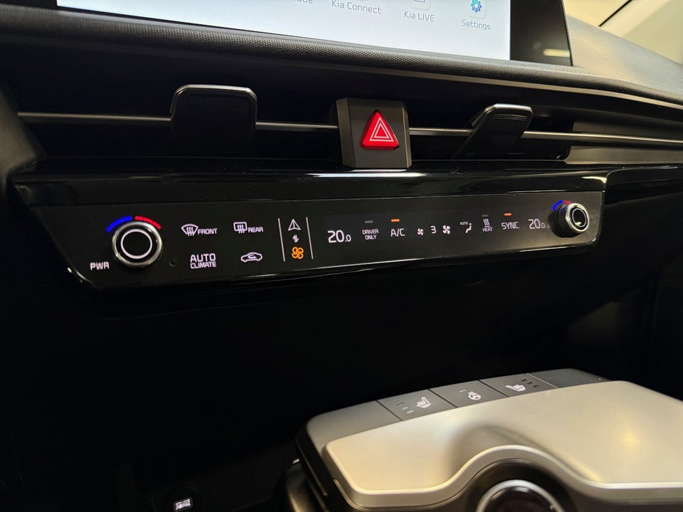 Kia EV6 77 Long Range 5d