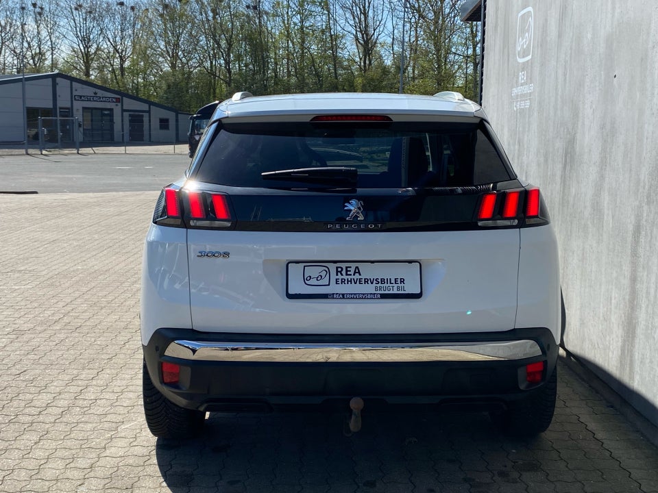 Peugeot 3008 1,6 BlueHDi 120 Allure Van 5d