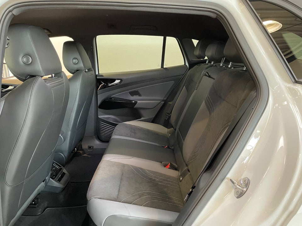 VW ID.4 77 Style+ 5d