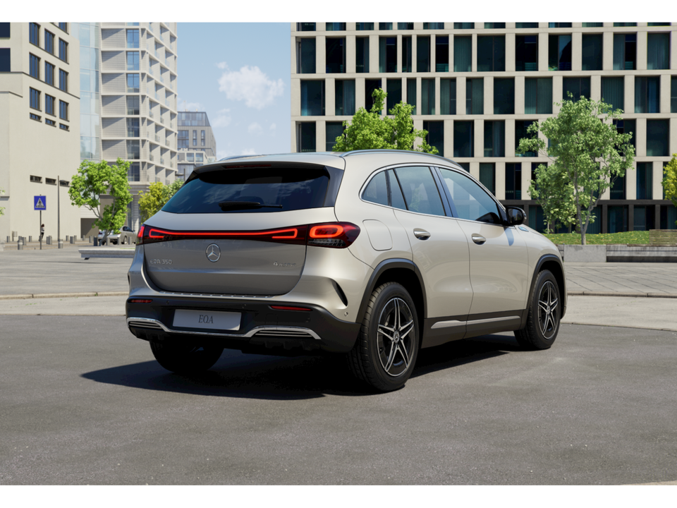 Mercedes EQA350 AMG Line 4Matic 5d