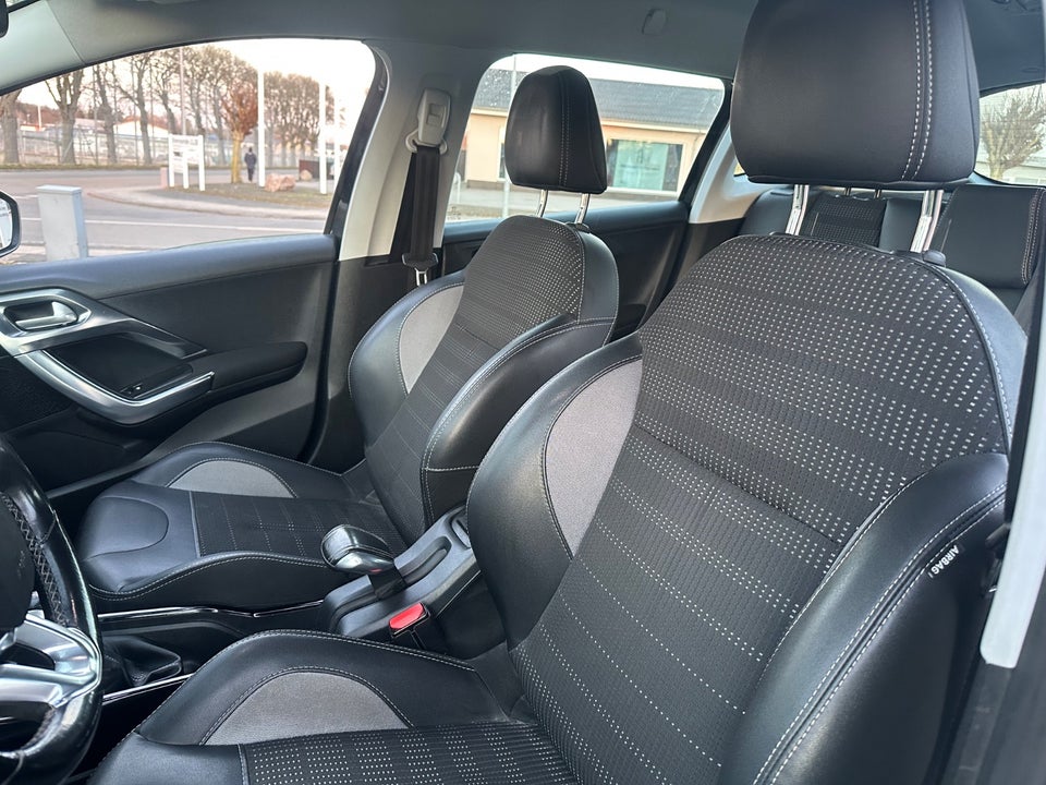 Peugeot 2008 1,2 VTi 82 Allure 5d