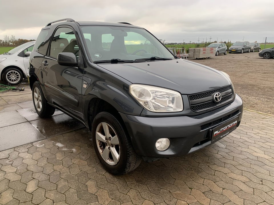 Toyota RAV4 1,8 VVT-i 3d