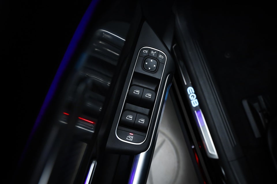 Mercedes EQB350 AMG Line 4Matic 5d
