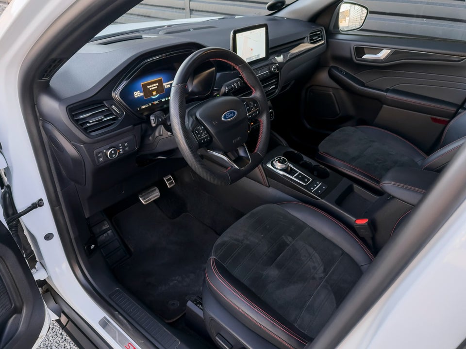 Ford Kuga 2,5 PHEV ST-Line CVT 5d