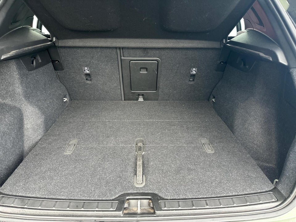 Volvo XC40 P6 ReCharge Plus 5d