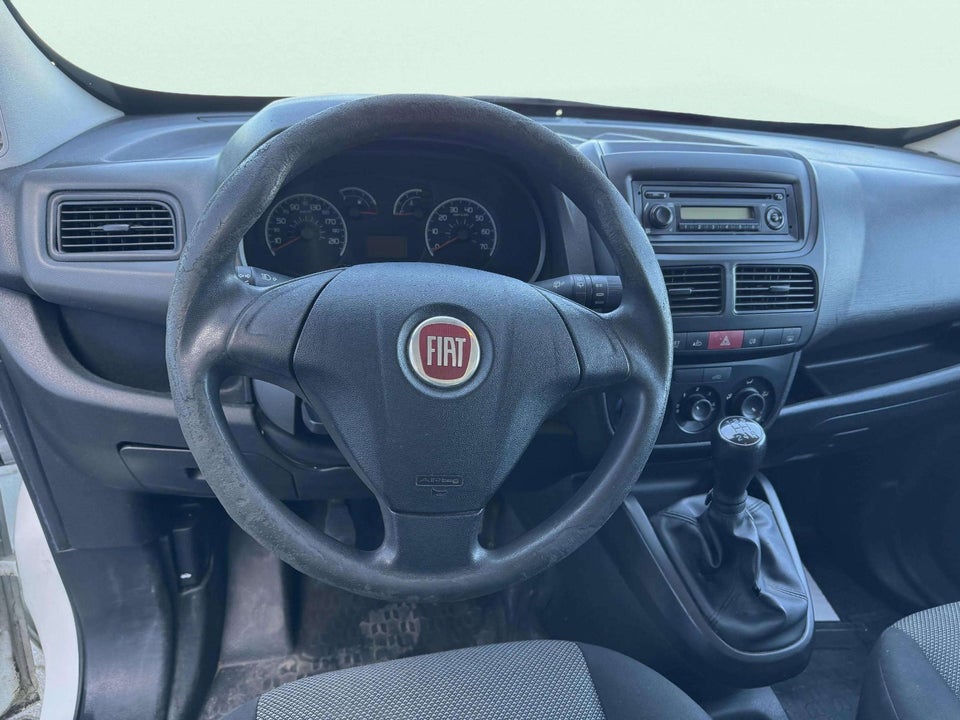Fiat Doblò Cargo 1,3 MJT Basic L2 4d