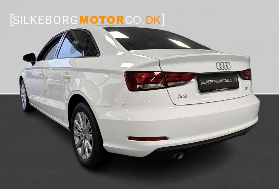 Audi A3 1,6 TDi 110 Ambition 4d