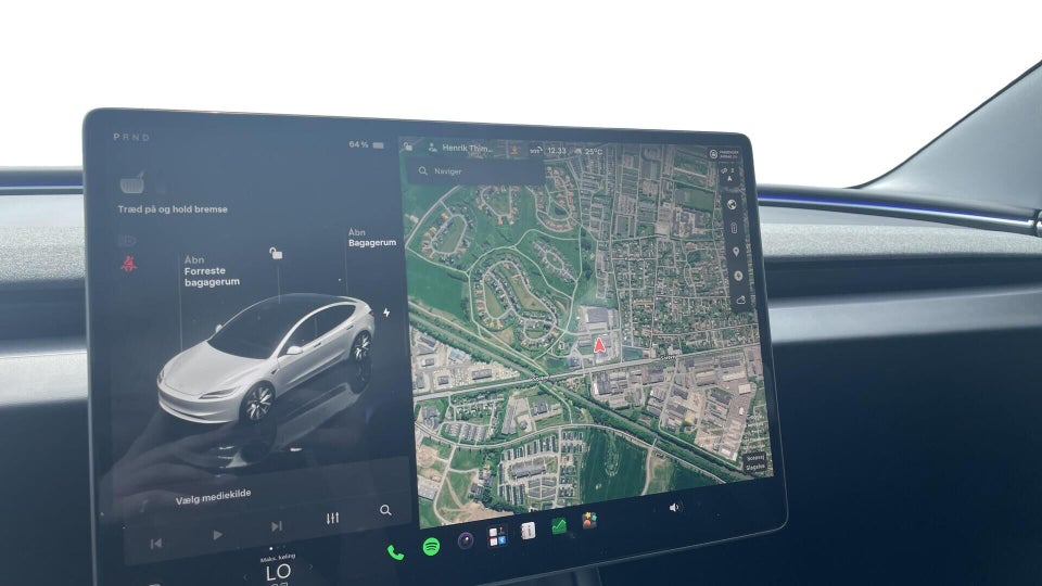 Tesla Model 3 Long Range AWD 4d