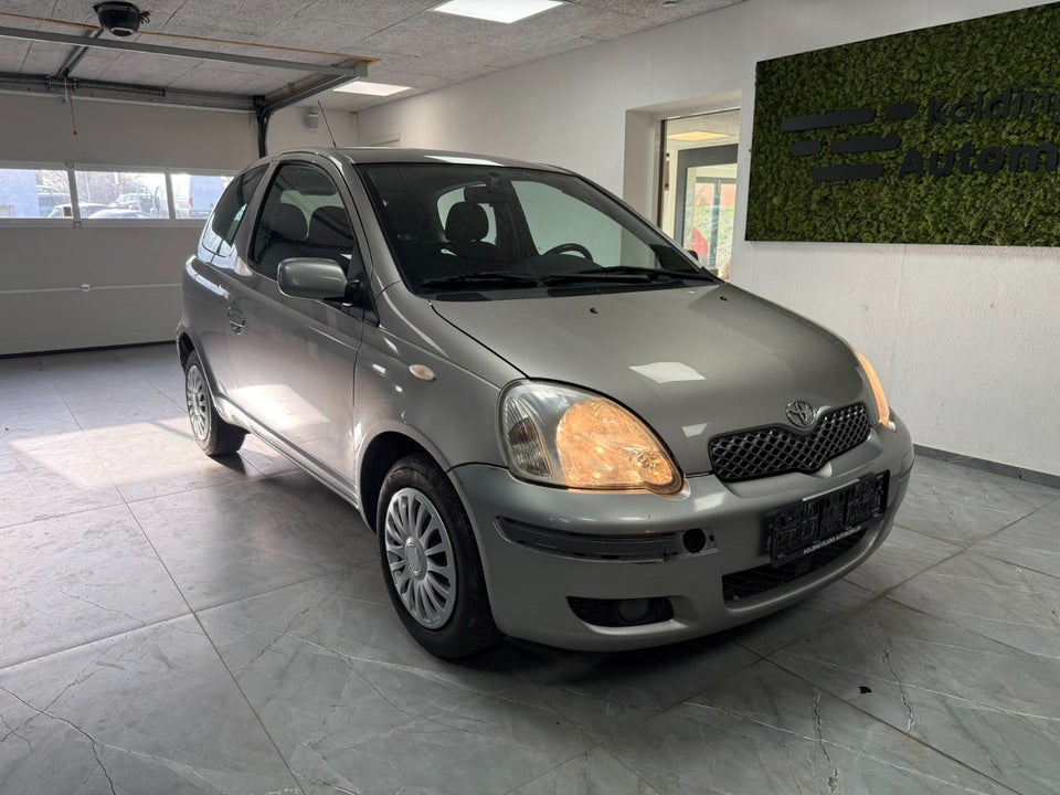 Toyota Yaris 1,3 Luna 3d
