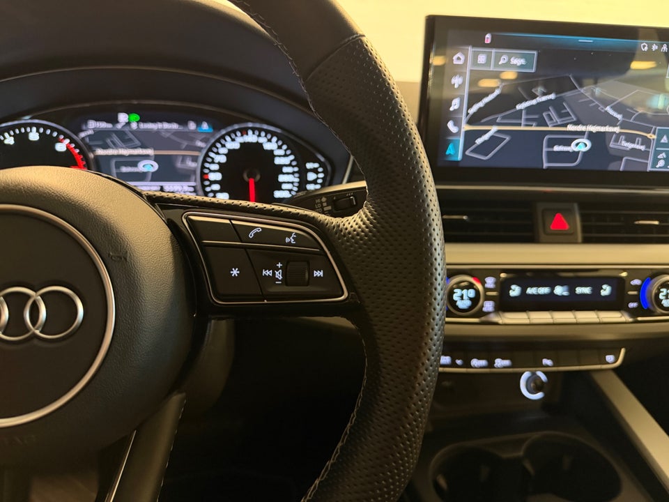 Audi A4 40 TFSi Advanced plus S-tr. 4d