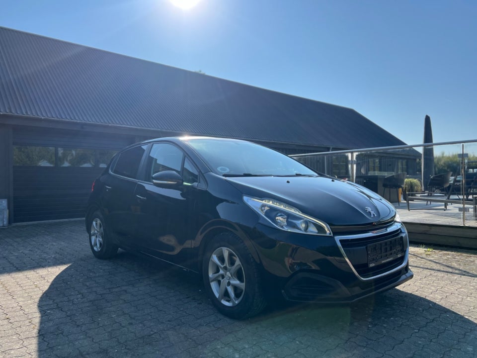 Peugeot 208 1,6 BlueHDi 100 Desire Sky 5d