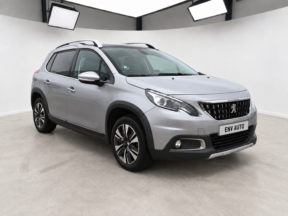 Peugeot 2008 1,2 e-THP 110 Allure Sky 5d