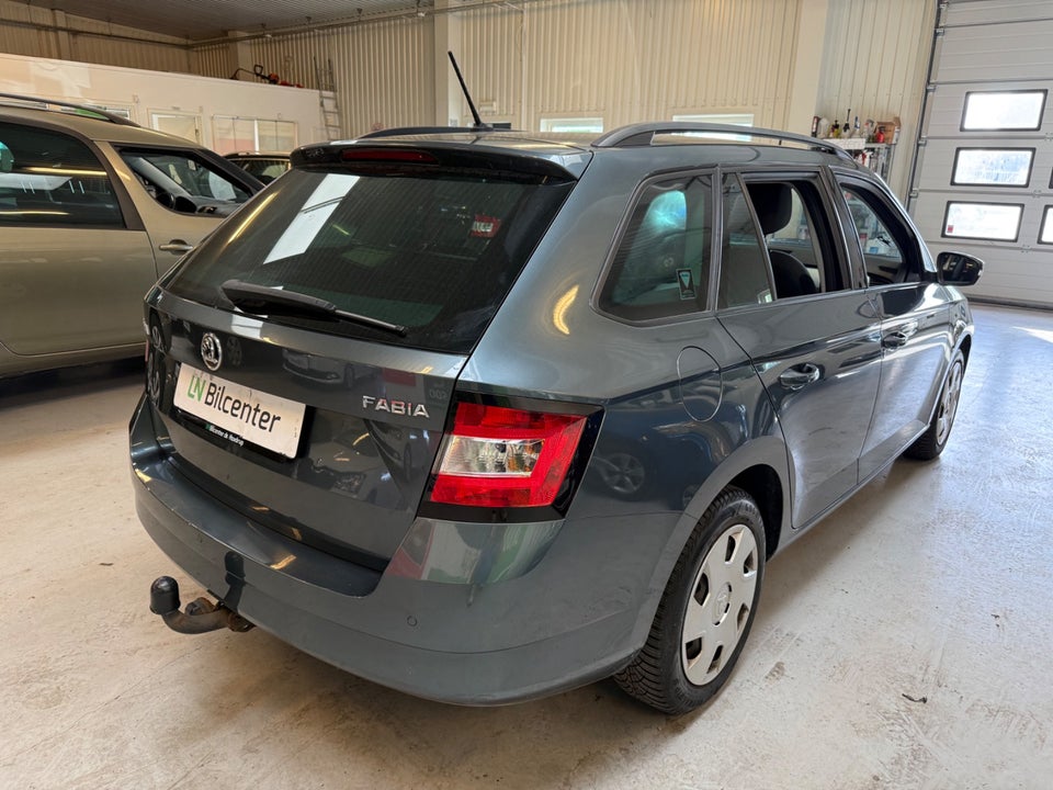 Skoda Fabia 1,2 TSi 110 Ambition Combi 5d