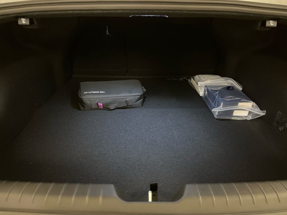 Hyundai Ioniq 6 53 Essential 4d