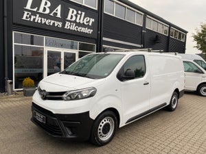 Toyota ProAce, modelår 2019, 105,000 km