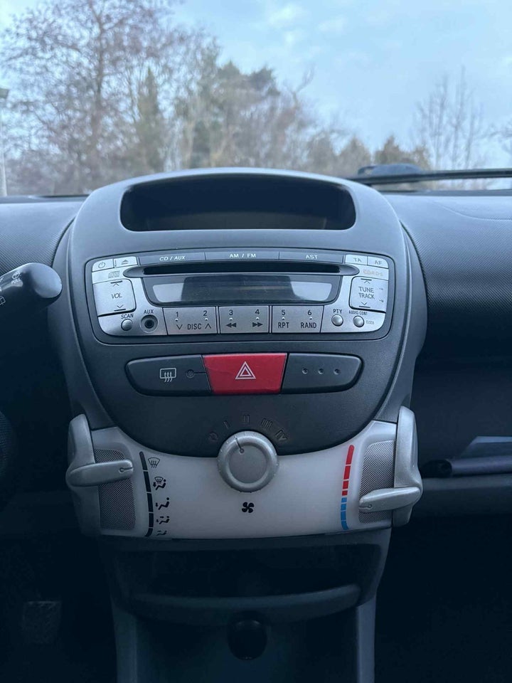 Citroën C1 1,0i  5d