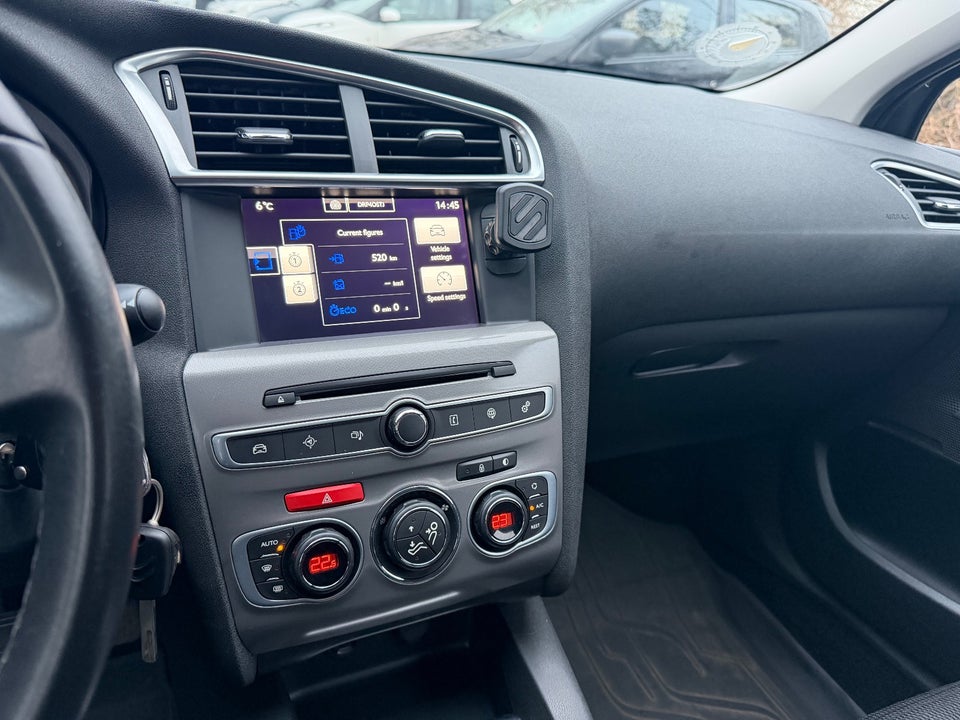 Citroën C4 1,6 BlueHDi 100 Feel 5d