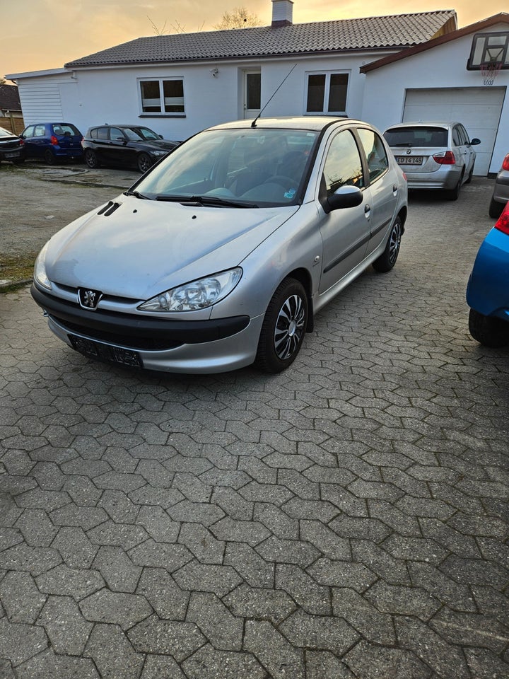 Peugeot 206 1,4 Performance 5d