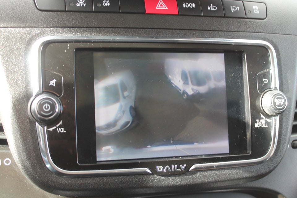 Iveco Daily 3,0 35S18 12m³ Van AG8