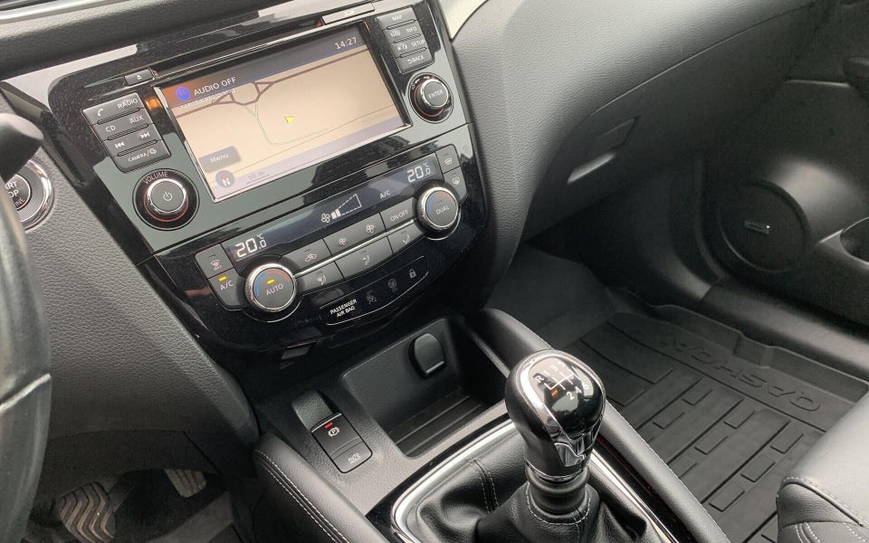 Nissan Qashqai 1,2 Dig-T 115 Tekna 5d