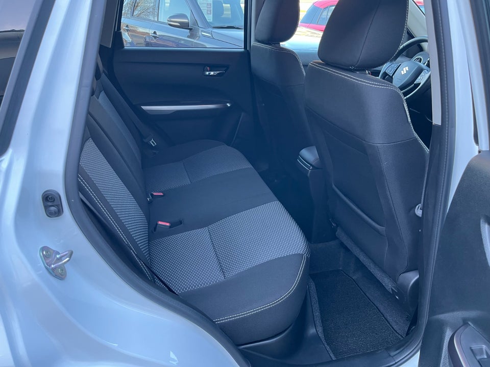 Suzuki Vitara 1,5 S-Hybrid Active AGS 5d