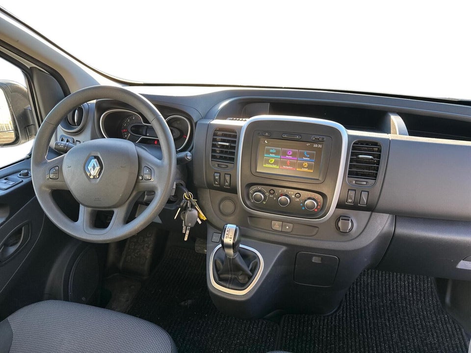 Renault Trafic T29 2,0 dCi 145 L2H1 EDC