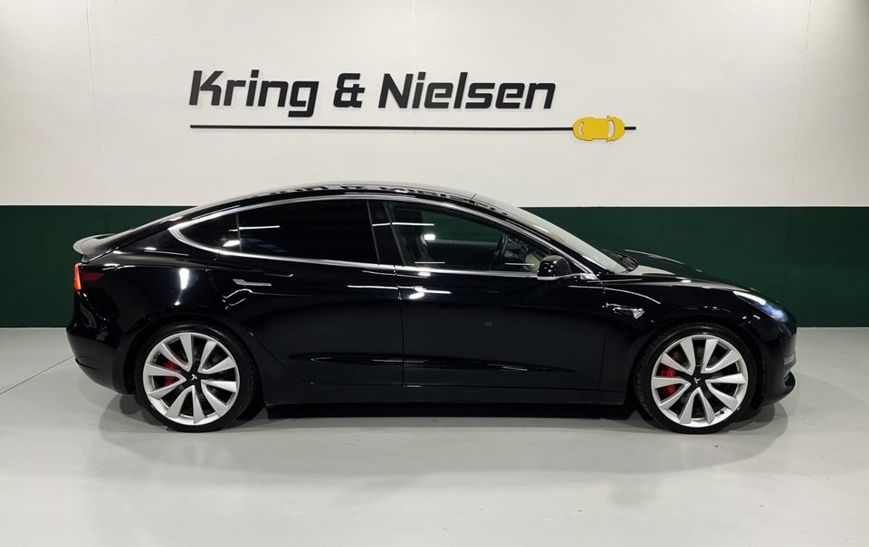 Tesla Model 3 Performance AWD 4d