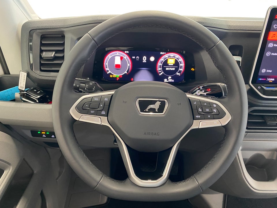 MAN TGE 2,0 3.140 Kombi L3H2 aut. FWD