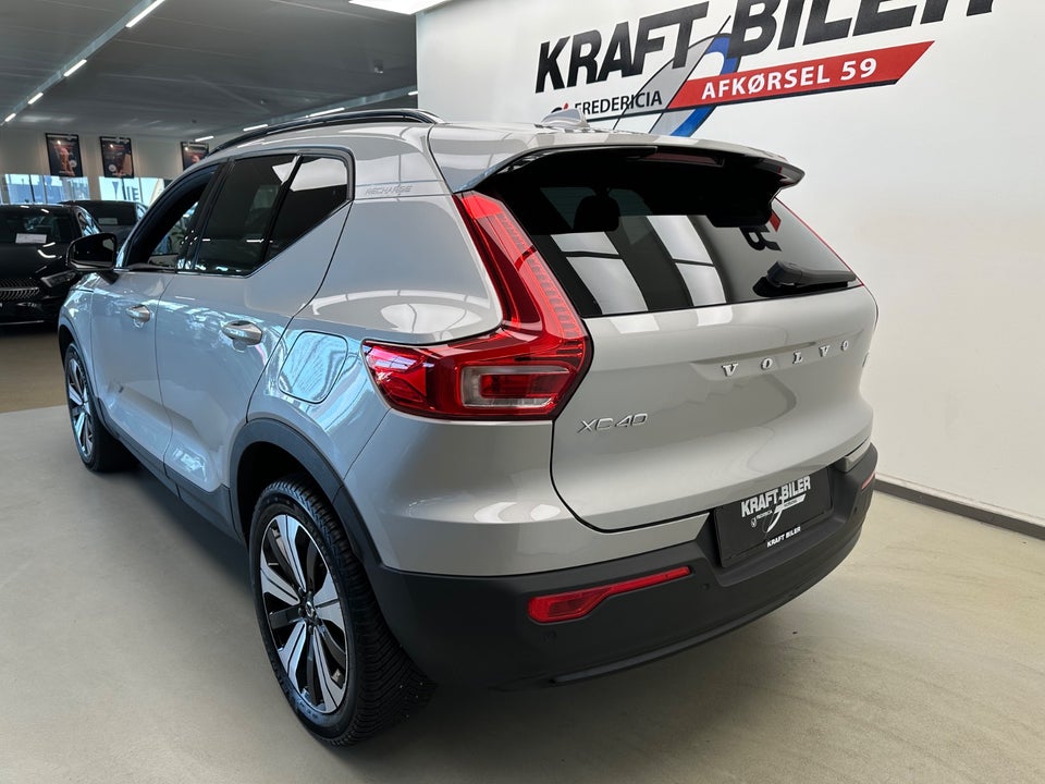 Volvo XC40 ReCharge Start 5d