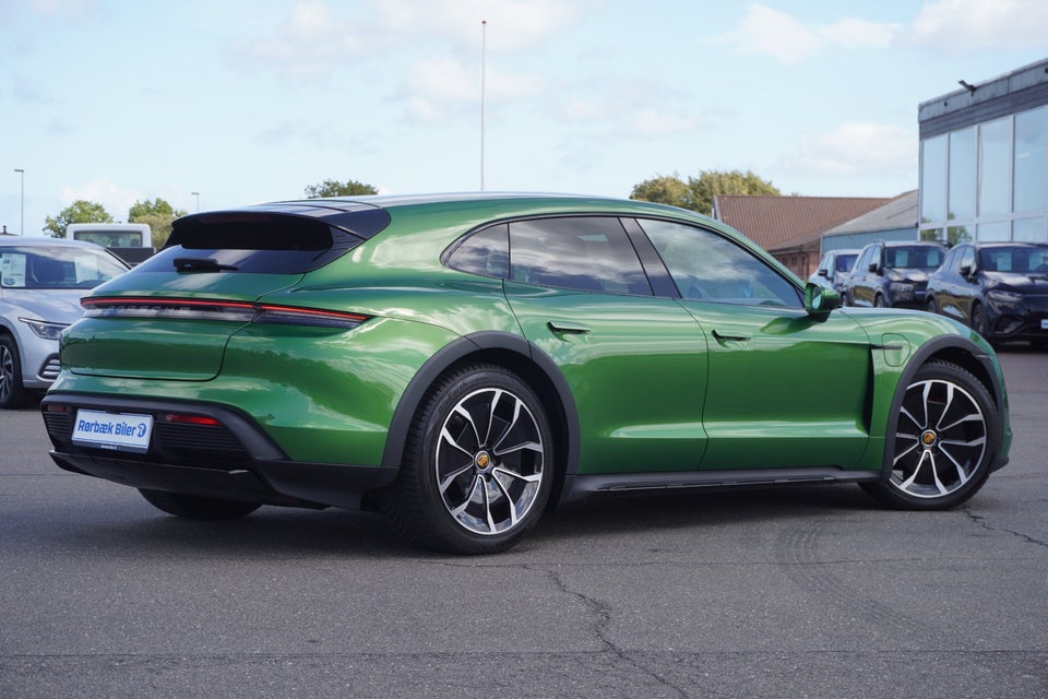 Porsche Taycan 4S Performance+ Cross Turismo 5d