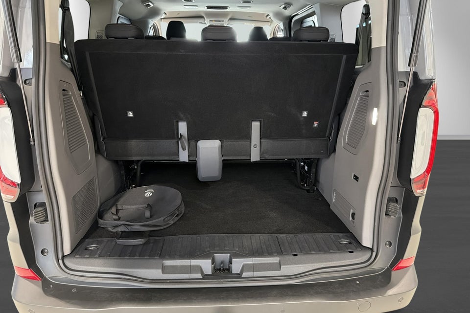 VW e-Caravelle 64 PanAmericana SWB