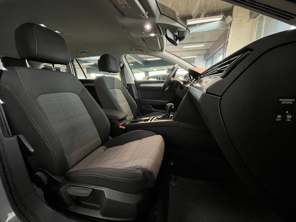 VW Passat 2,0 TDi 150 Business Variant DSG 5d