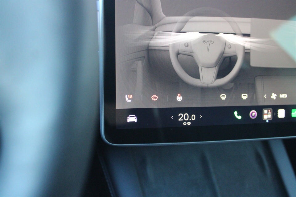 Tesla Model 3 Long Range AWD 4d