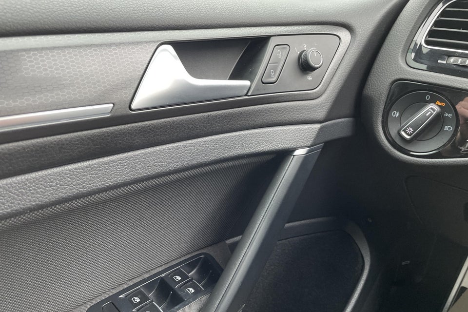 VW Golf VII 1,4 GTE DSG 5d