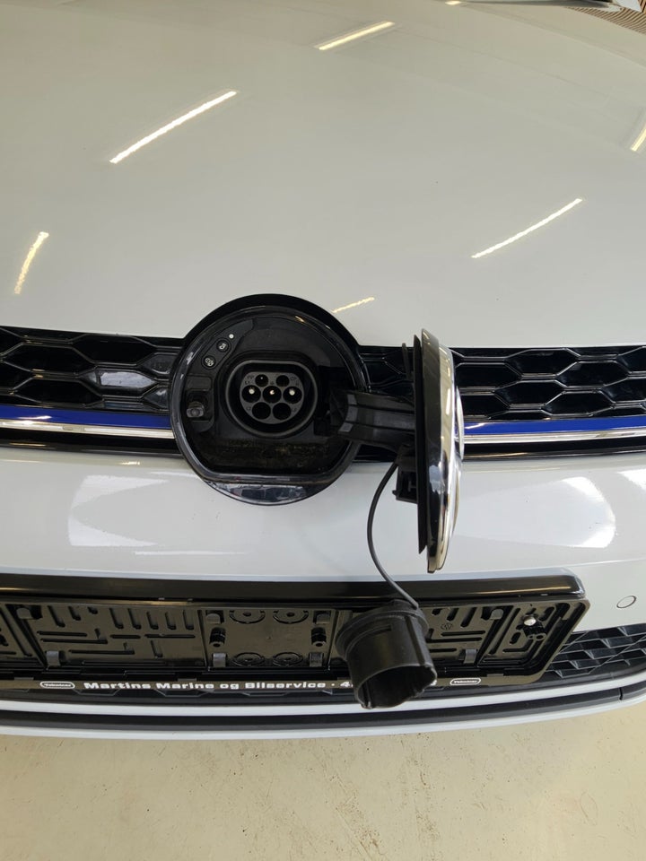 VW Golf VII 1,4 GTE DSG 5d