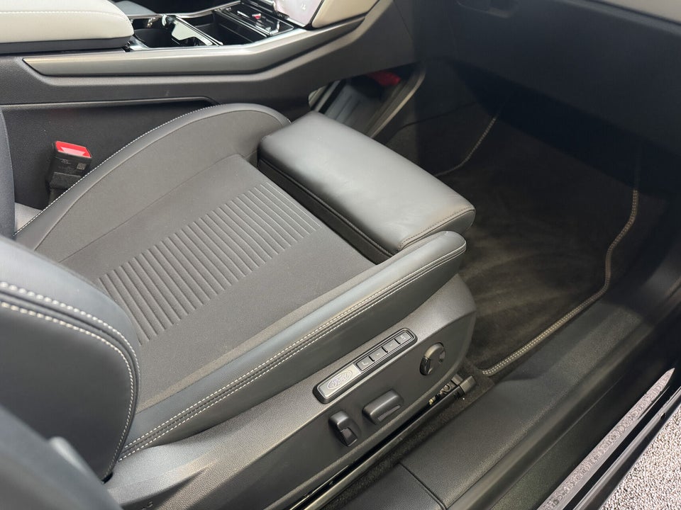 Ford Explorer 77 Select Extended Range 5d