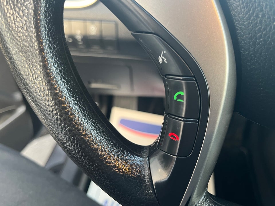 Hyundai i30 1,6 CRDi 110 Style CW Eco 5d