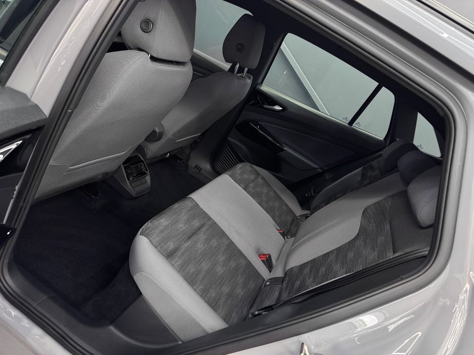 VW ID.4 52 Pure Performance 5d