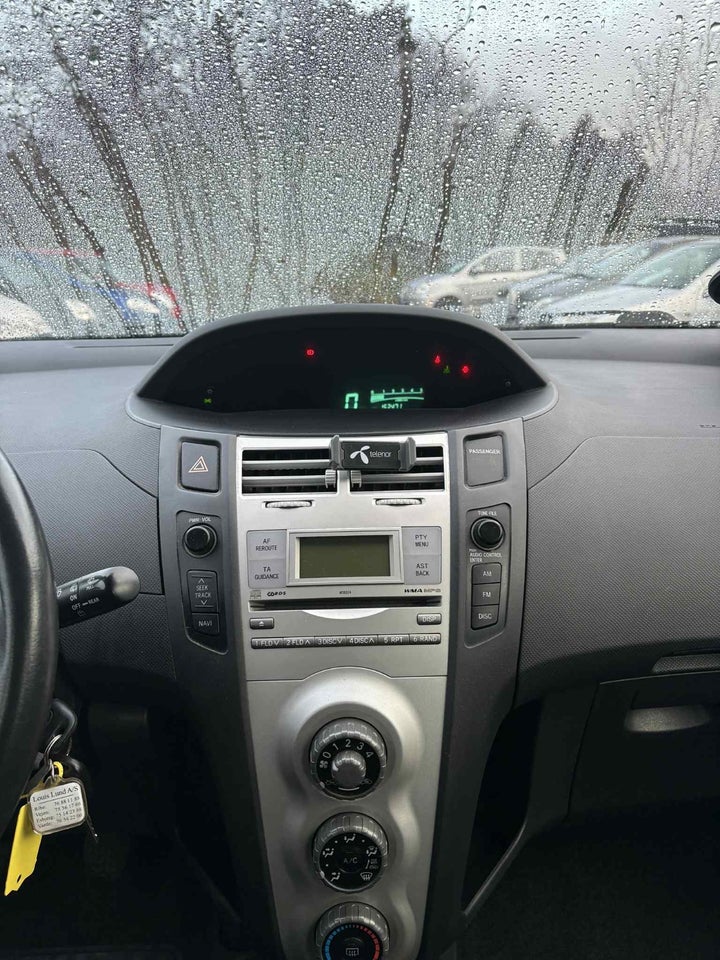 Toyota Yaris 1,4 D-4D Luna 5d