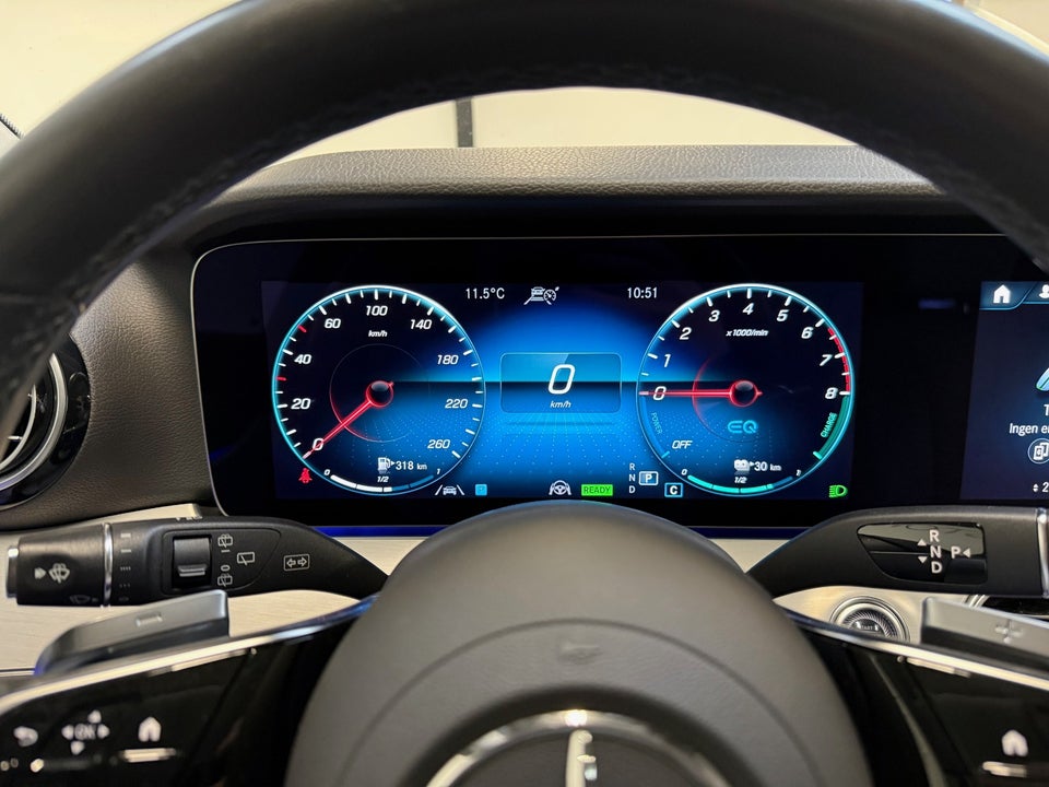 Mercedes E300 e 2,0 AMG Line stc. aut. 5d