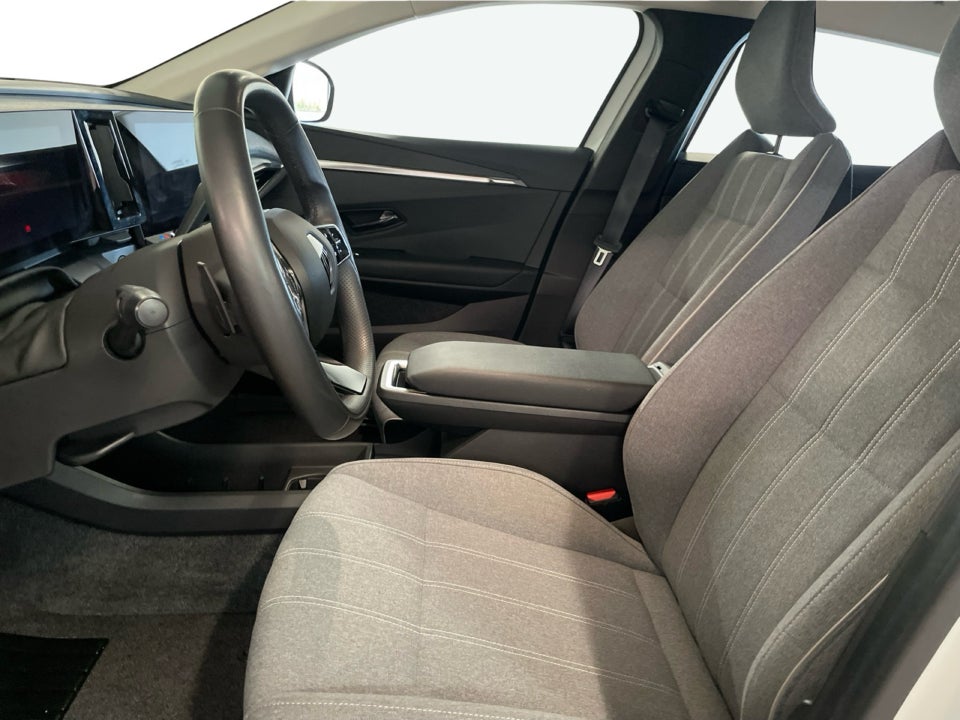 Renault Megane E-Tech 40 Equilibre 5d