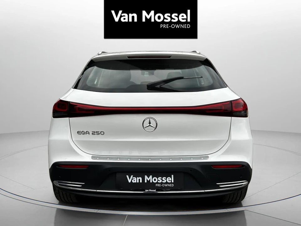 Mercedes EQA250 Progressive 5d