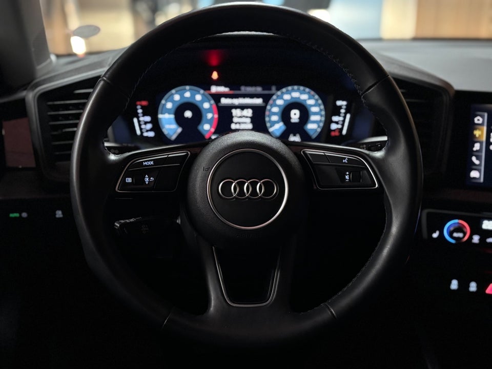 Audi A1 30 TFSi Advanced Sportback 5d