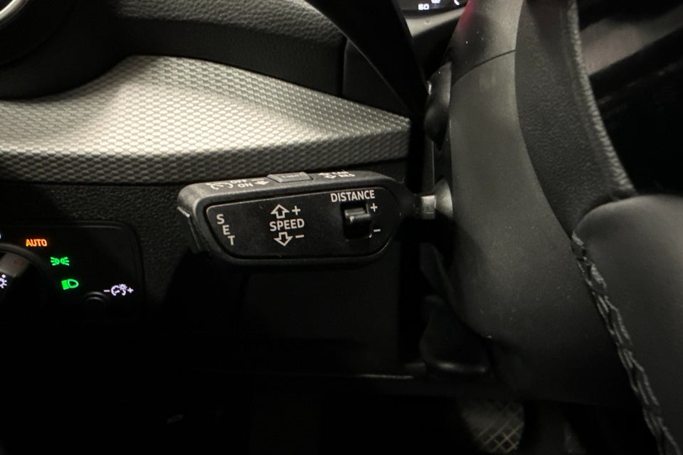 Audi Q2 35 TFSi Prestige S-tr. 5d