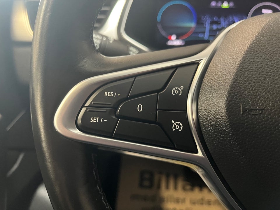 Renault Captur 1,6 E-Tech Intens 5d
