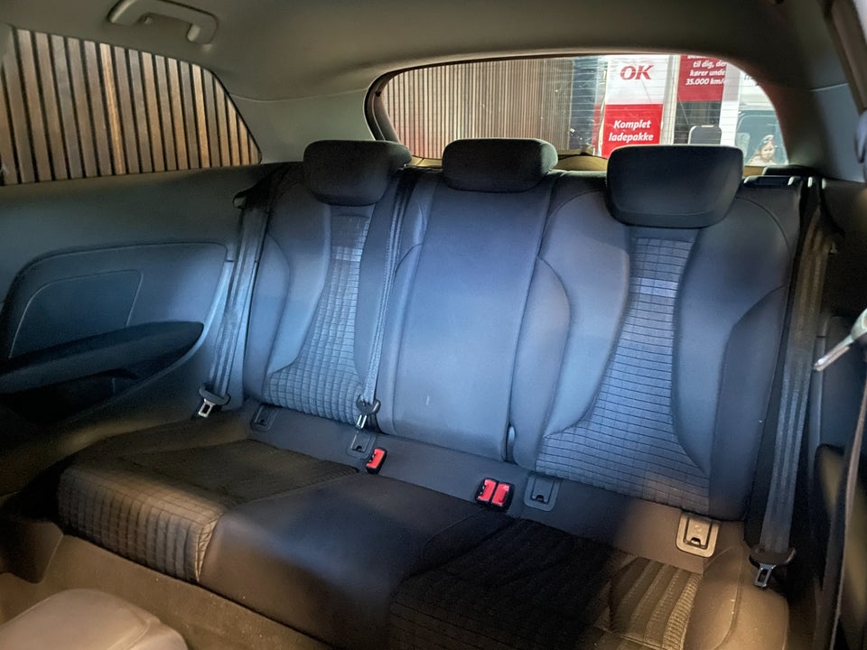 Audi A3 1,6 TDi Ambition 3d