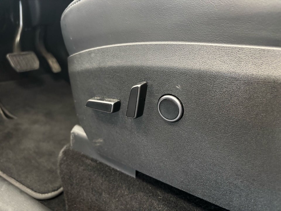 Tesla Model Y Long Range AWD 5d