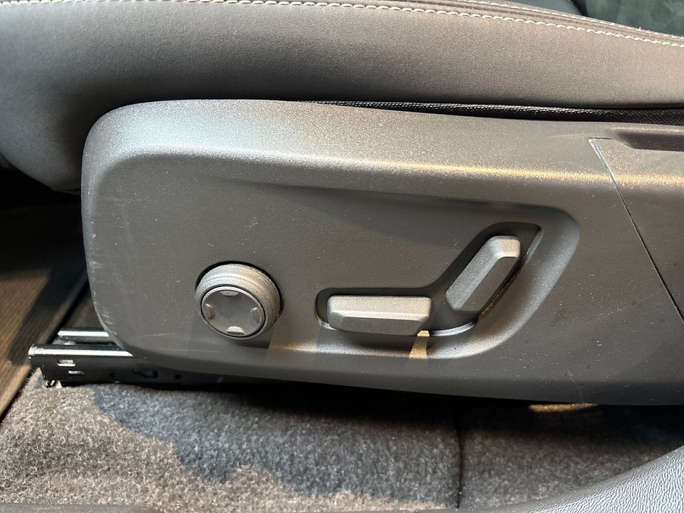 Volvo XC40 P8 ReCharge Twin Ultimate 5d