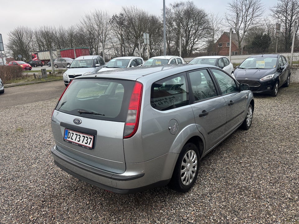 Ford Focus 1,4 Trend stc. 5d