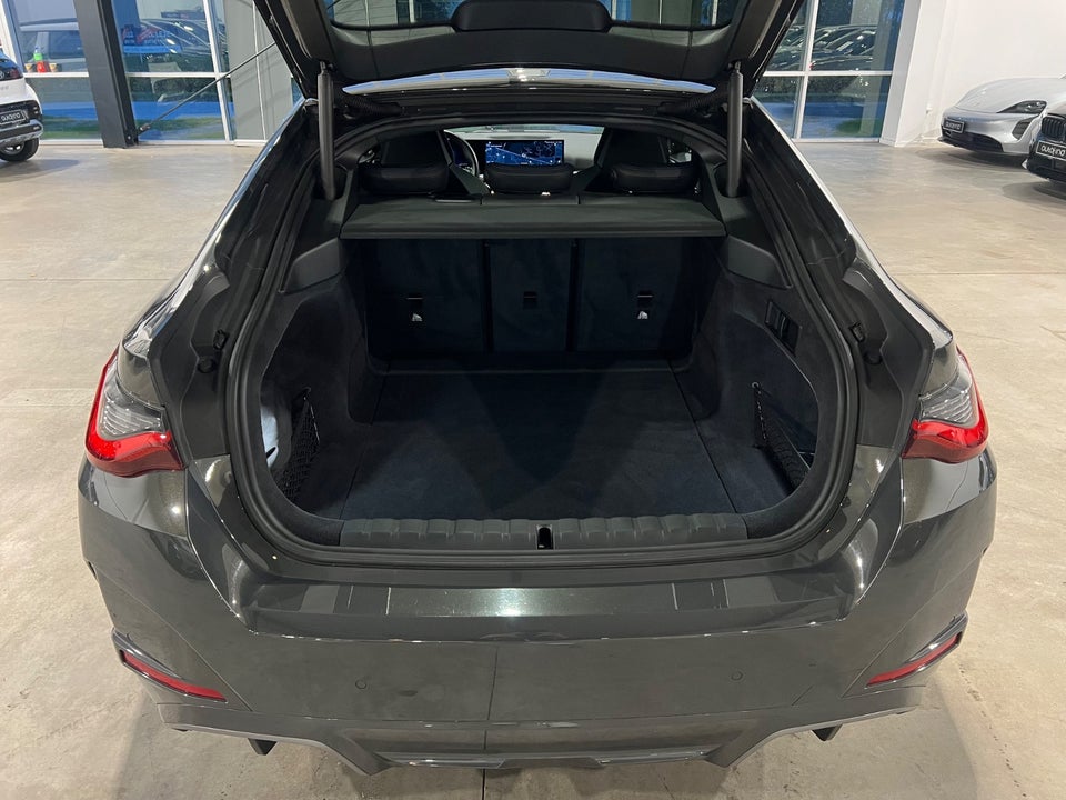 BMW i4 eDrive40 Fully Charged M-Sport 5d